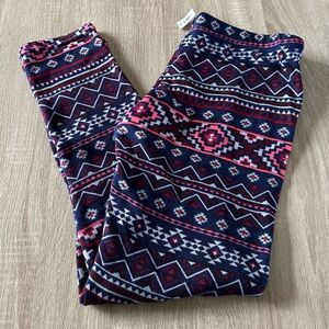 NWT … NO BOUNDARIES “Size: XL - (15-17)” Geometric Patterned Leggings